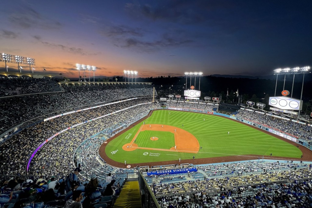 Los Angeles Dodgers reverse course and re-invite drag charity group to Pride  Night event