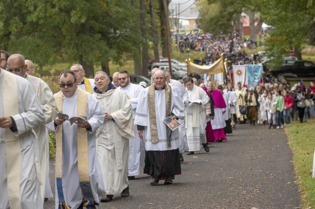 Pope Francis grants plenary indulgences for National Eucharistic Pilgrimage, Congress participants